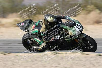 media/Oct-05-2025-CVMA (Sun) [[beeef4f201]]/Race 16-Formula Middleweight/